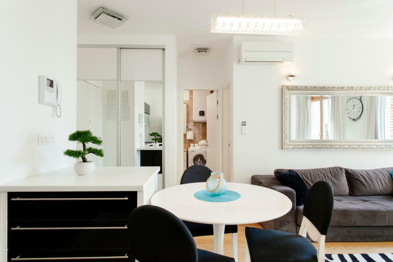 New Luxury Apartment Nives On Seaside Split Buitenkant foto