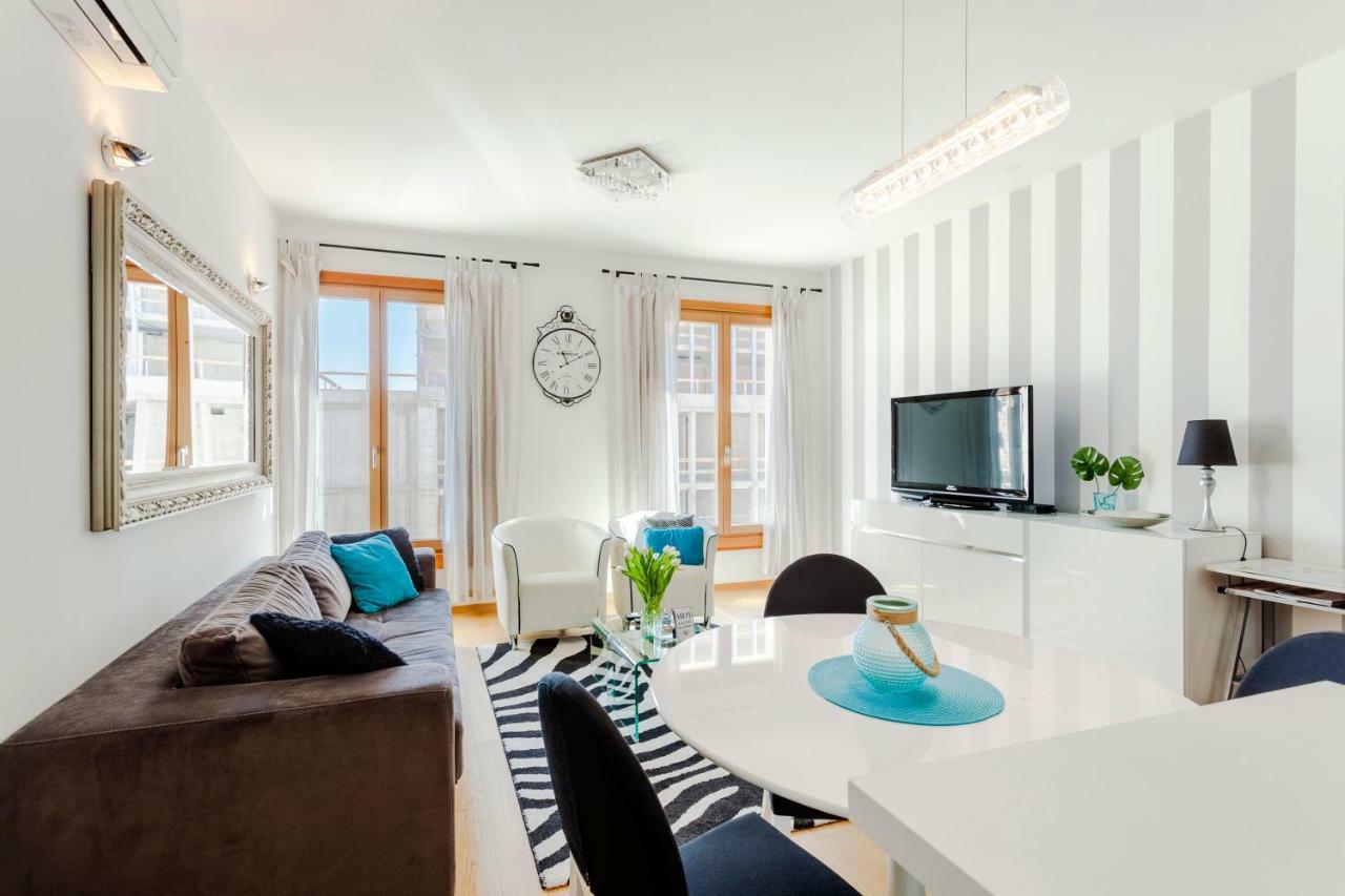 New Luxury Apartment Nives On Seaside Split Buitenkant foto