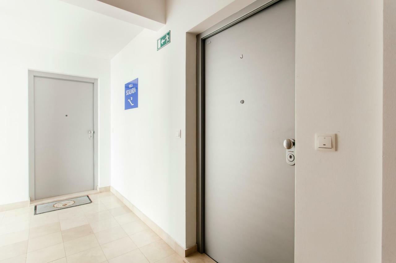 New Luxury Apartment Nives On Seaside Split Buitenkant foto