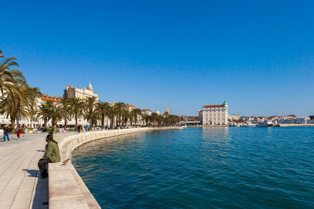 New Luxury Apartment Nives On Seaside Split Buitenkant foto
