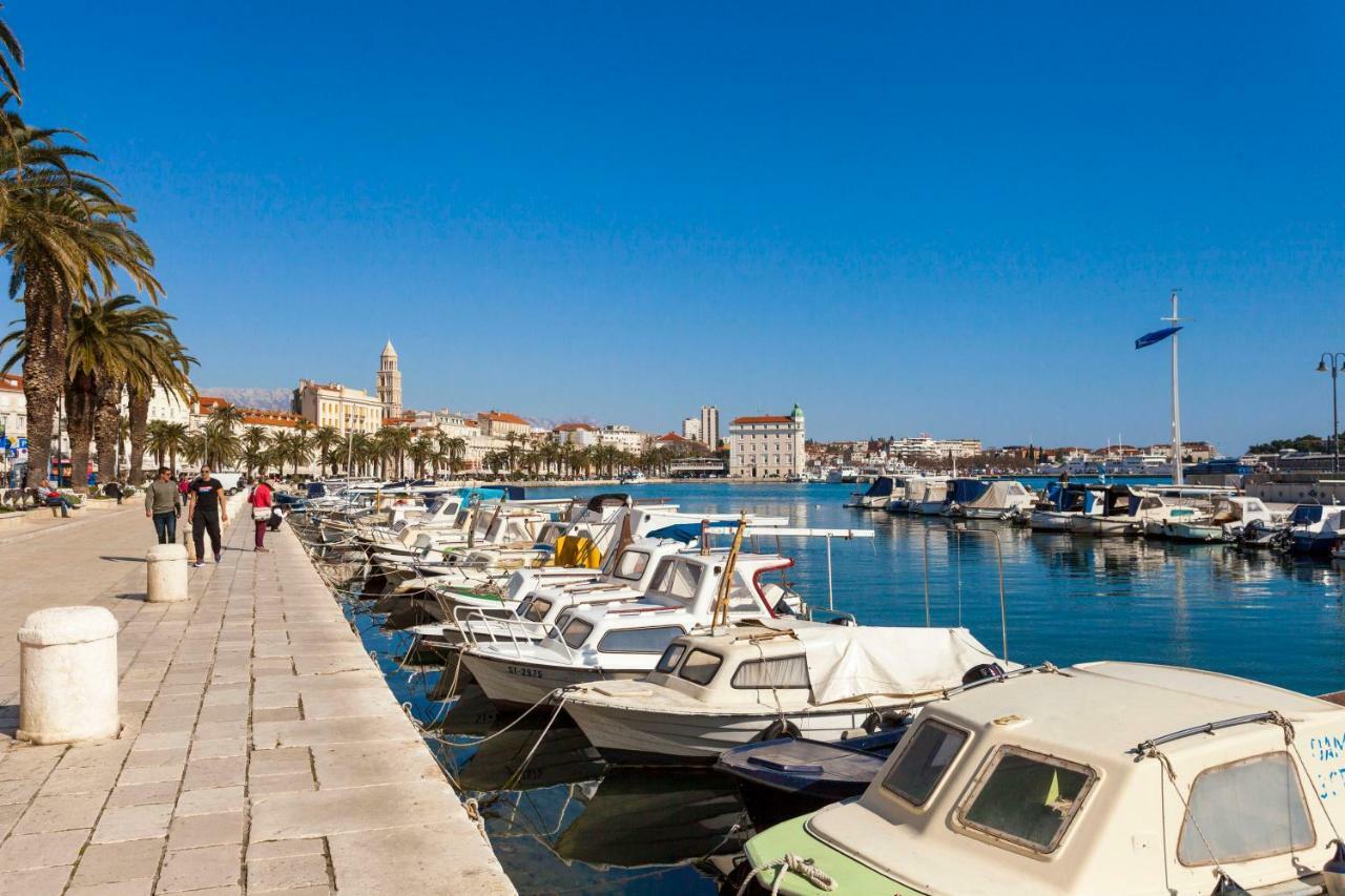 New Luxury Apartment Nives On Seaside Split Buitenkant foto